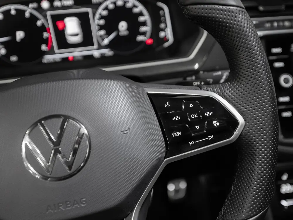 Volkswagen Tiguan 1.5 TSI R-Line Business+ Pano Leer Keyless uit 2021, foto 19