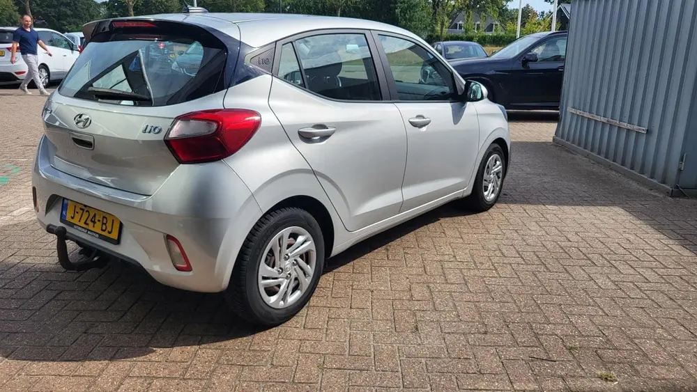 Hyundai I10 1.0 Comfort 5-zits Automaat-Trekhaak- 1e e uit 2020, foto 2
