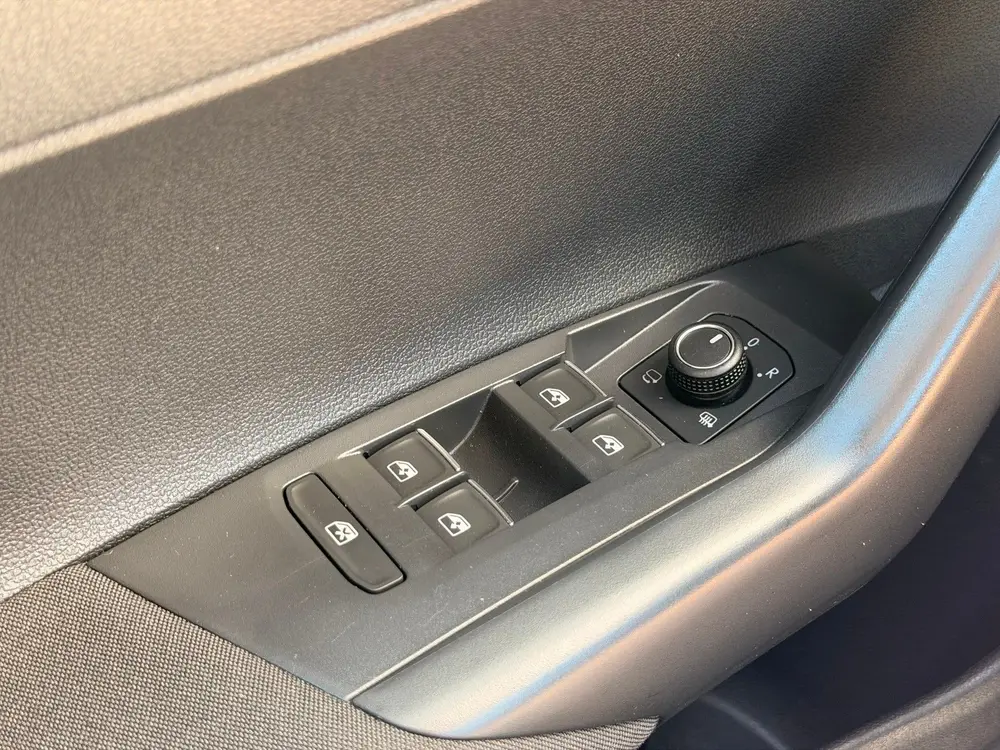 Volkswagen Polo VW Polo 1.0 TSI Highline DSG BTW Pano 17' R-Line Virtual Cam uit 2021, foto 16