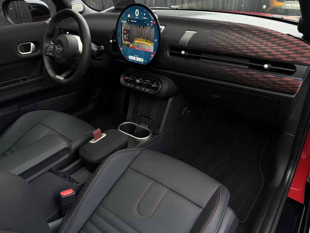 Mini John Cooper Works Mini 2.0 Cooper S John Cooper Works XL uit 2024, foto 17