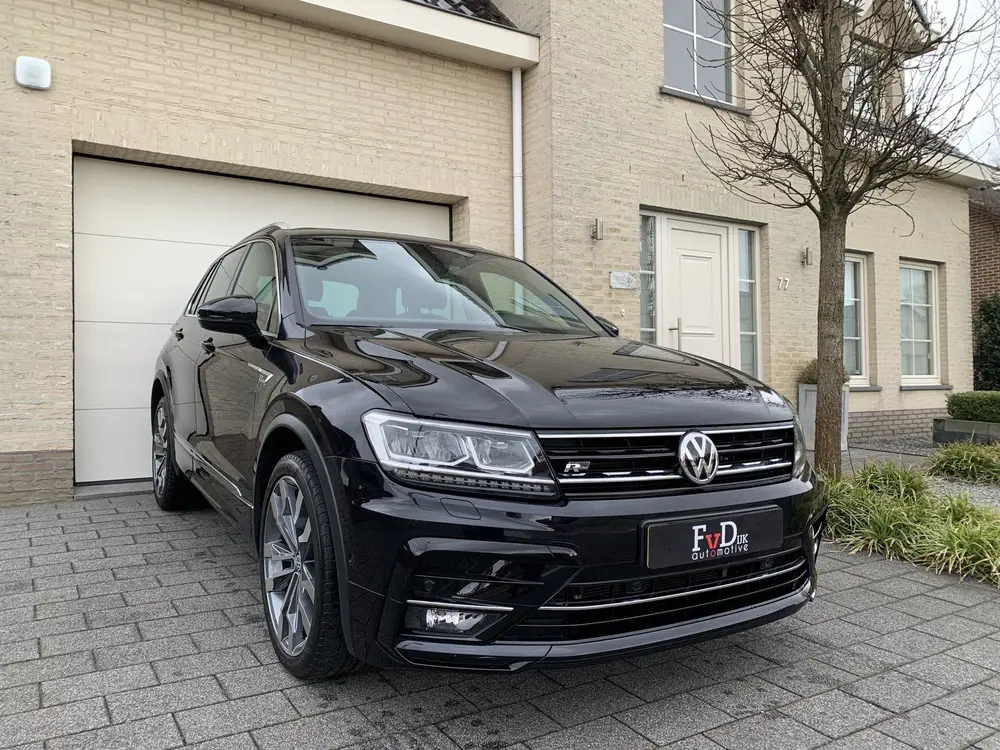 Volkswagen Tiguan 2.0 TSI 190pk 4Motion 3x R-line DSG Panora uit 2019