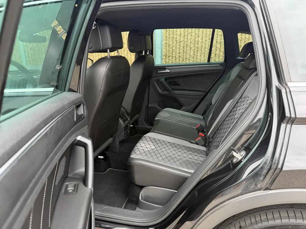 Volkswagen Tiguan 1.4 TSI eHybrid R-Line Business+ Trekhaak uit 2022, foto 10
