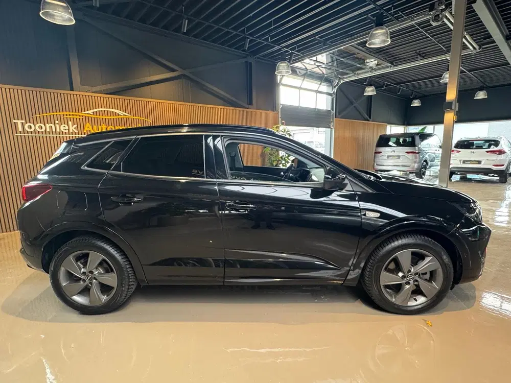 Opel Grandland 1.6 Turbo Plug-In Hybrid Ultimate Black Ed uit 2024, foto 2