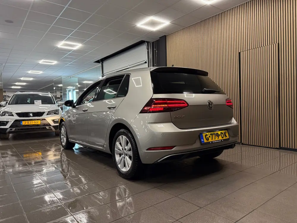 Volkswagen Golf 1.0 TSI Comfortline Business * Dealer onderh uit 2019, foto 3