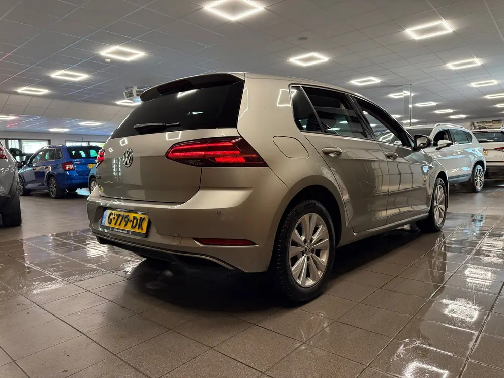 Volkswagen Golf 1.0 TSI Comfortline Business * Dealer onderh uit 2019, foto 6