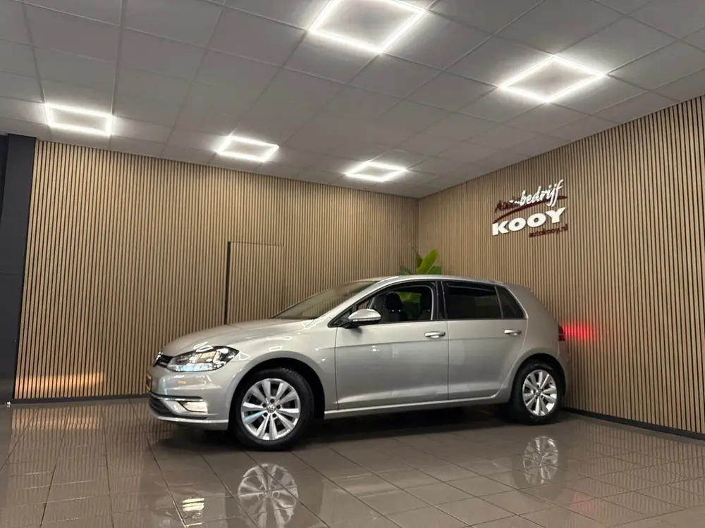 Volkswagen Golf 1.0 TSI Comfortline Business * Dealer onderh uit 2019, foto 9