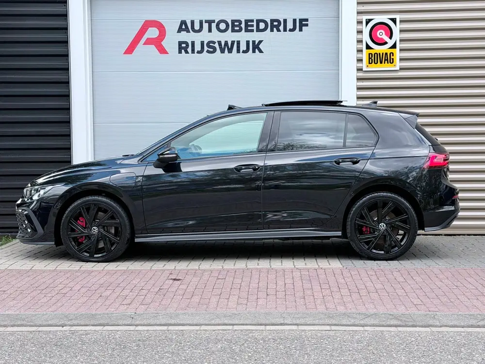 Volkswagen Golf 1.4 eHybrid GTE Pano/Matrix/Trekhaak uit 2022, foto 2
