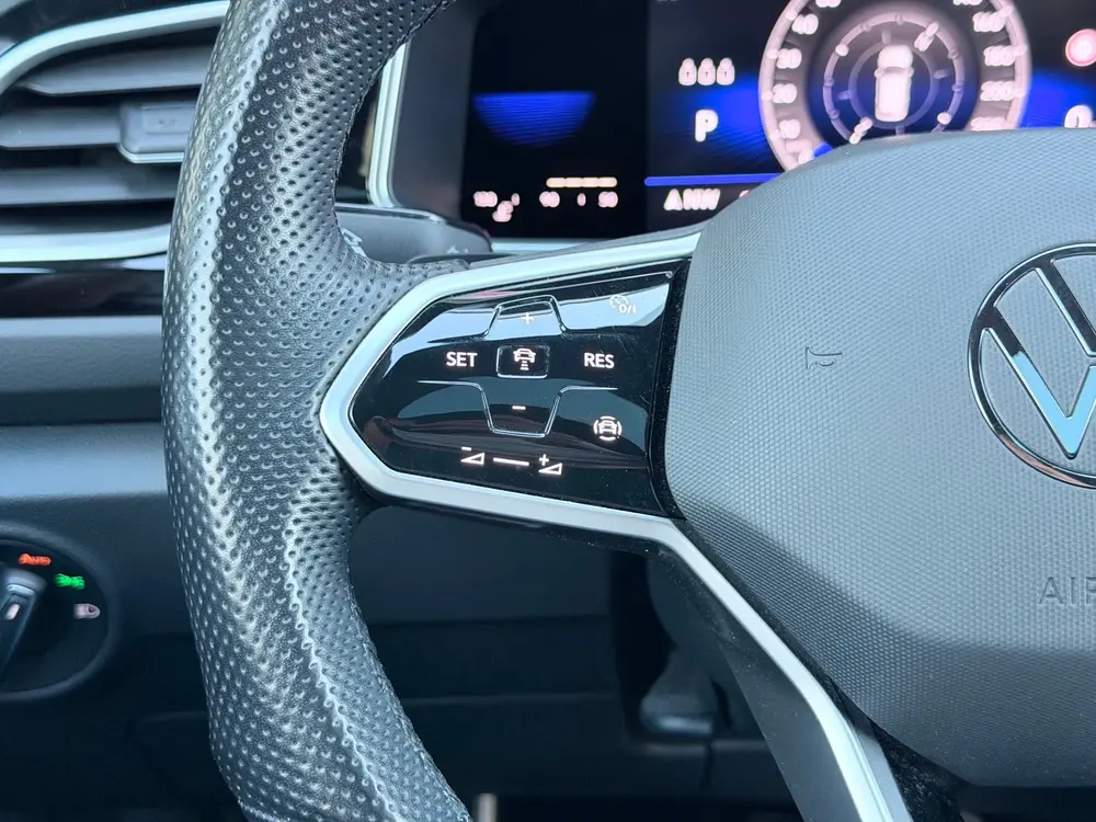 Volkswagen T-roc 1.5 TSI 3x R-Line Pano/Camera/Acc uit 2022, foto 14