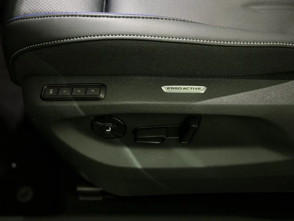 Volkswagen Tiguan 1.5 eHybrid R-Line Edition Plug-in Panoram uit 2026, foto 15