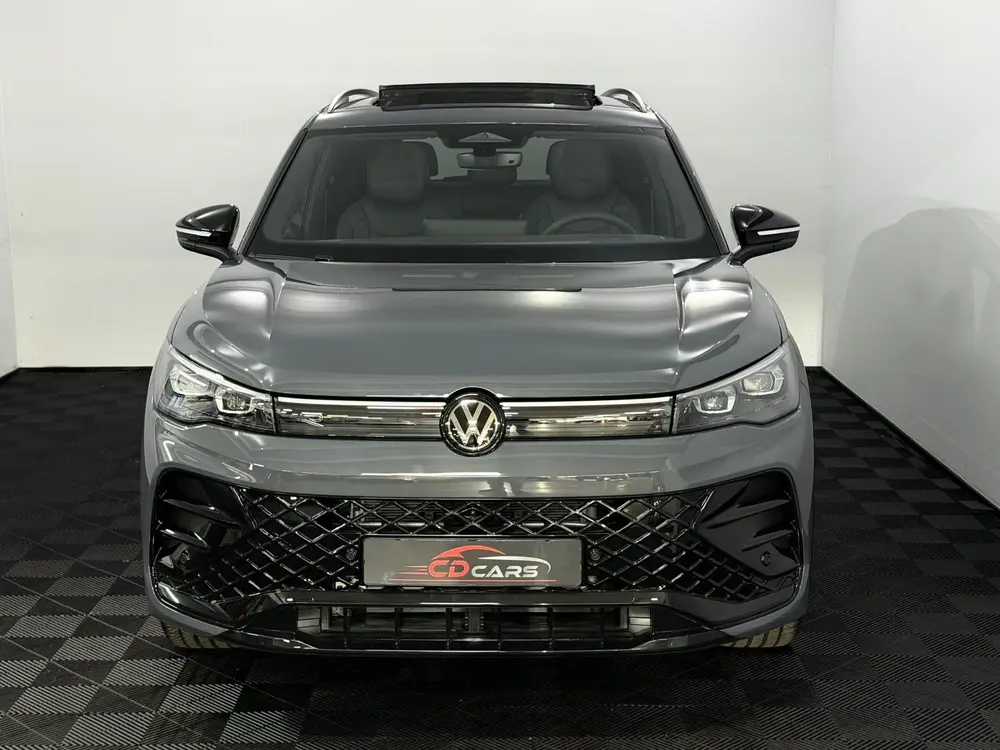 Volkswagen Tiguan 1.5 eHybrid R-Line Edition Plug-in Panoram uit 2026, foto 2