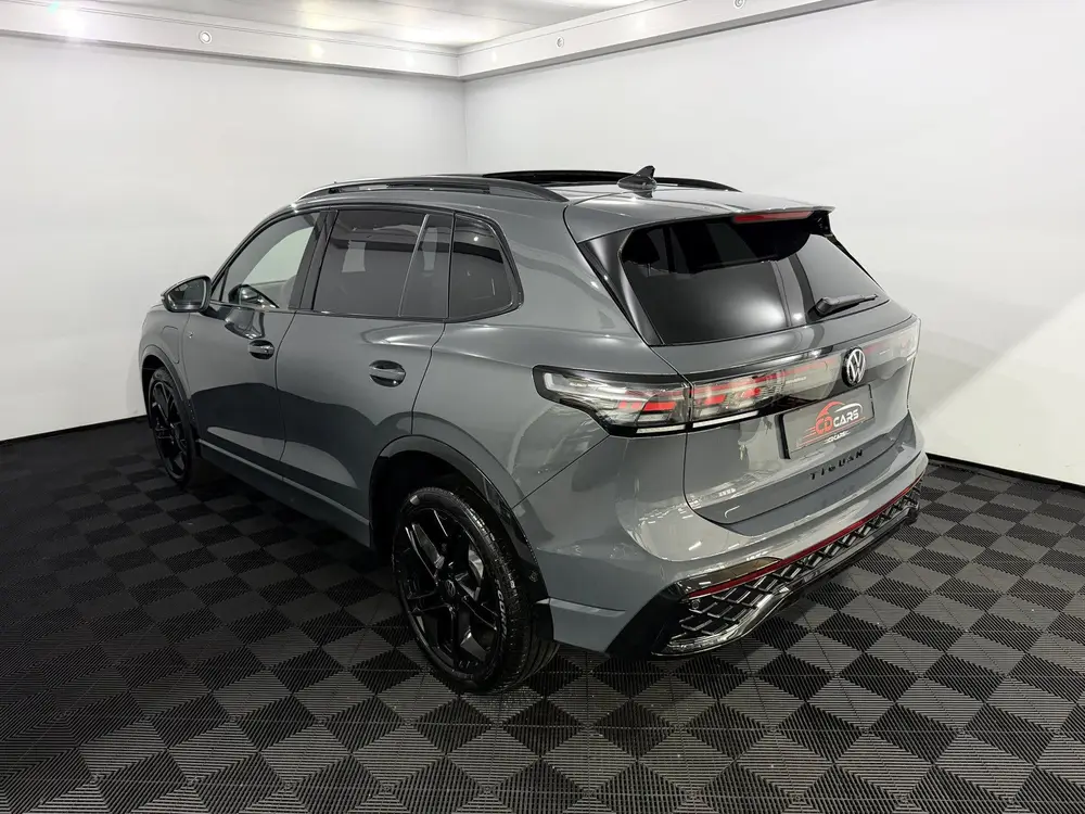 Volkswagen Tiguan 1.5 eHybrid R-Line Edition Plug-in Panoram uit 2026, foto 4