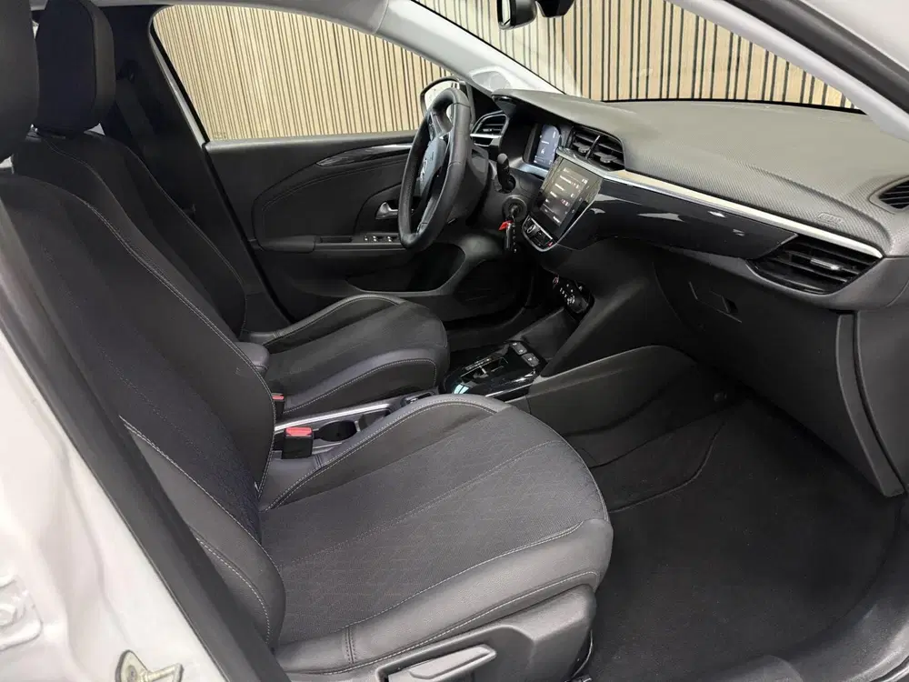 Opel Corsa 1.2 Turbo uit 2023, foto 12