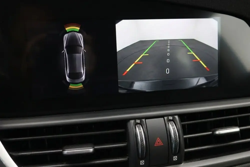 Alfa Romeo Giulia 2.0 Super 200PK Leder l Carplay l Camera l uit 2021, foto 16