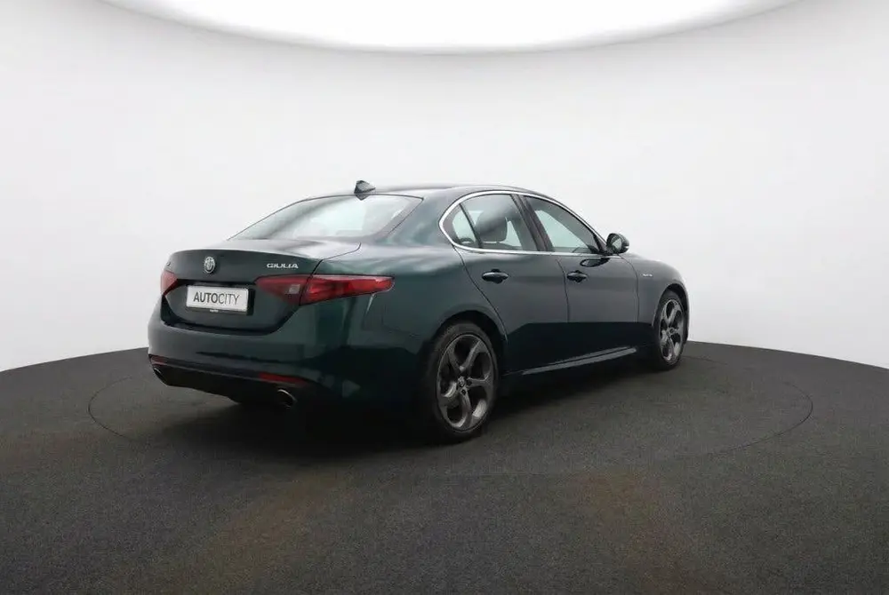 Alfa Romeo Giulia 2.0 Super 200PK Leder l Carplay l Camera l uit 2021, foto 3