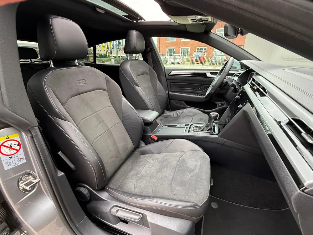 Volkswagen Arteon 2.0 TSI R-Line Business+ PANO BTW NAP uit 2021, foto 18