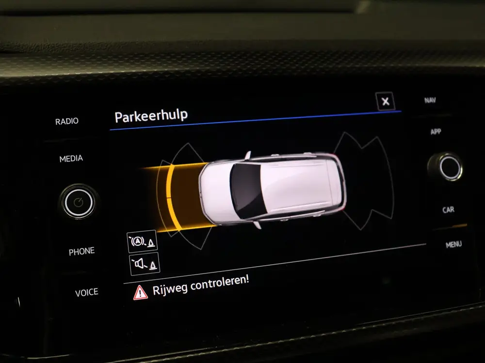 Volkswagen T-Cross 1.0 TSI Life [ADAPTIVE CRUISE, APPLE CARP uit 2021, foto 15