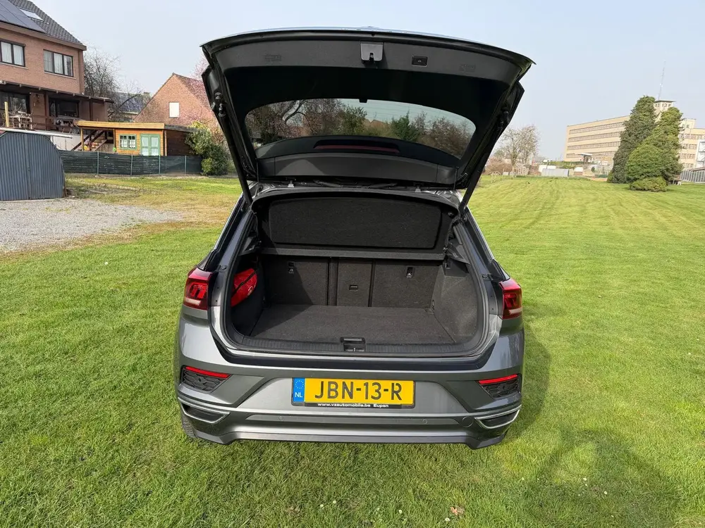 Volkswagen T-Roc 1.5 TSI 150pk 7-DSG 2020 Grijs uit 2019, foto 4