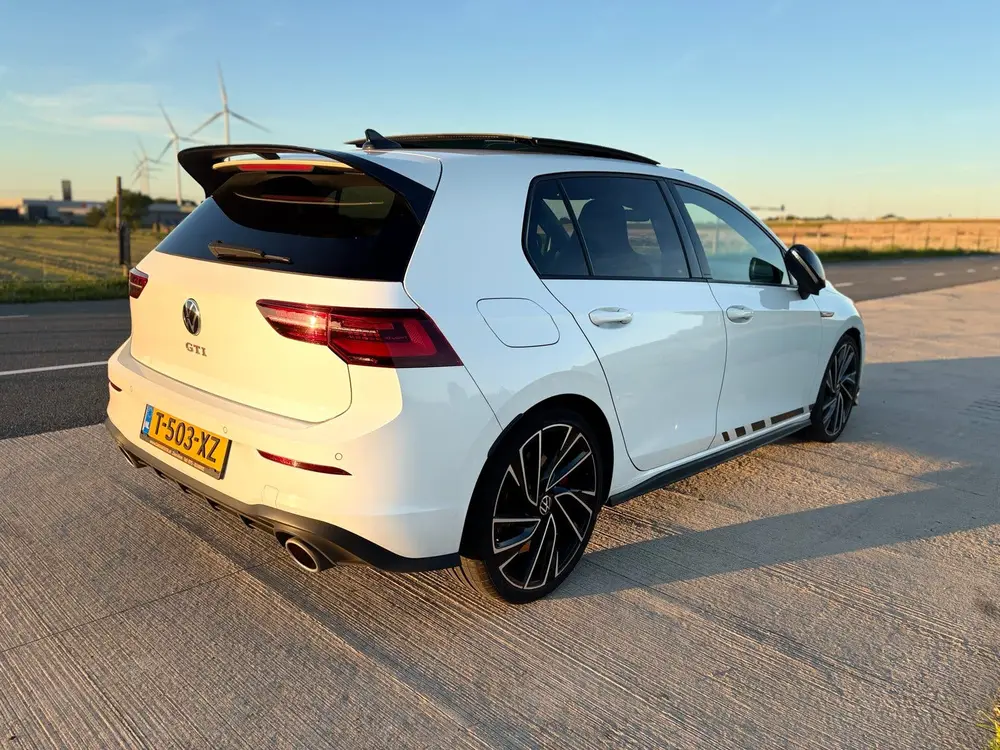 Volkswagen Golf Clubsport 2.0 TSI 300 PK Dsg7 2021 Wit uit 2021, foto 2