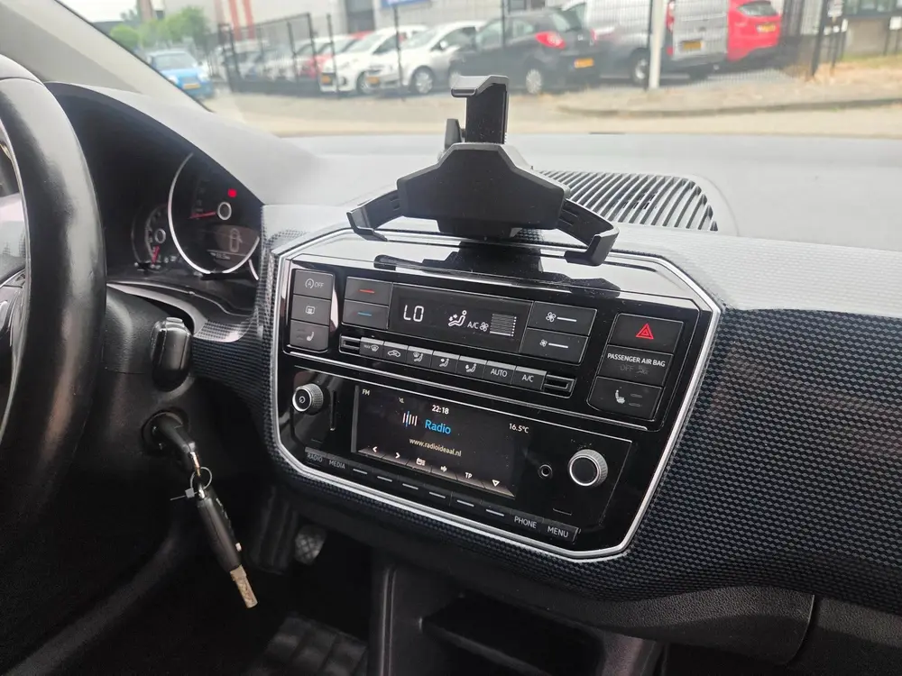 Volkswagen UP! 1.0 BMT high up! uit 2019, foto 19
