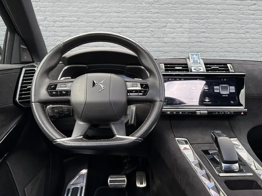 DS Automobiles DS 7 DS DS 7 E-Tense 300 4x4 Performance Line uit 2023, foto 17