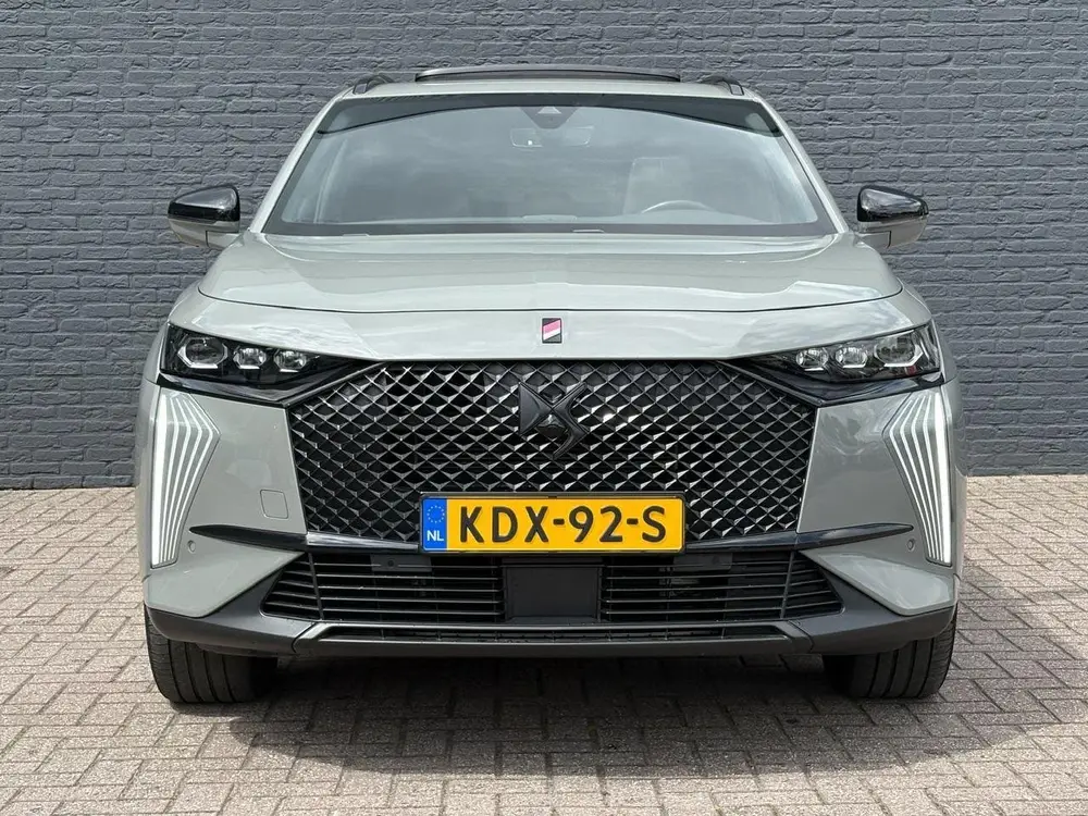 DS Automobiles DS 7 DS DS 7 E-Tense 300 4x4 Performance Line uit 2023, foto 2