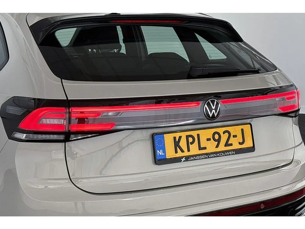 Volkswagen Taigo 1.5 TSI R-Line Business DSG Automaat Stoelv uit 2024, foto 19