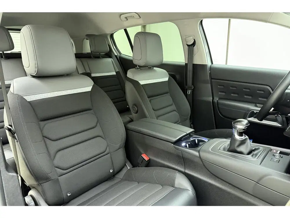 Citroën C5 Aircross 1.2T 130pk C-Series uit 2023, foto 13