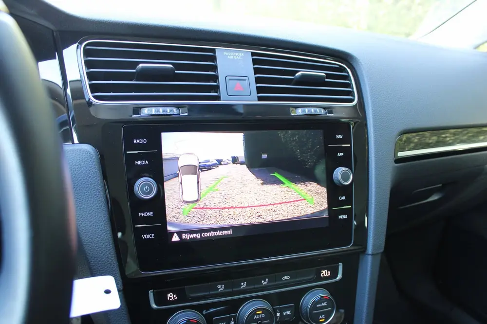 Volkswagen Golf 1.0 TSI Highline AdaptiveCruise VirtualCockp uit 2019, foto 19