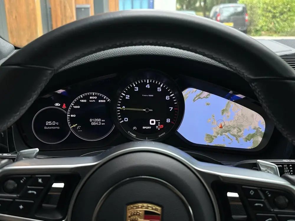 Porsche Cayenne Cayenne Coupé 3.0 E-Hybrid Pano uit 2020, foto 13