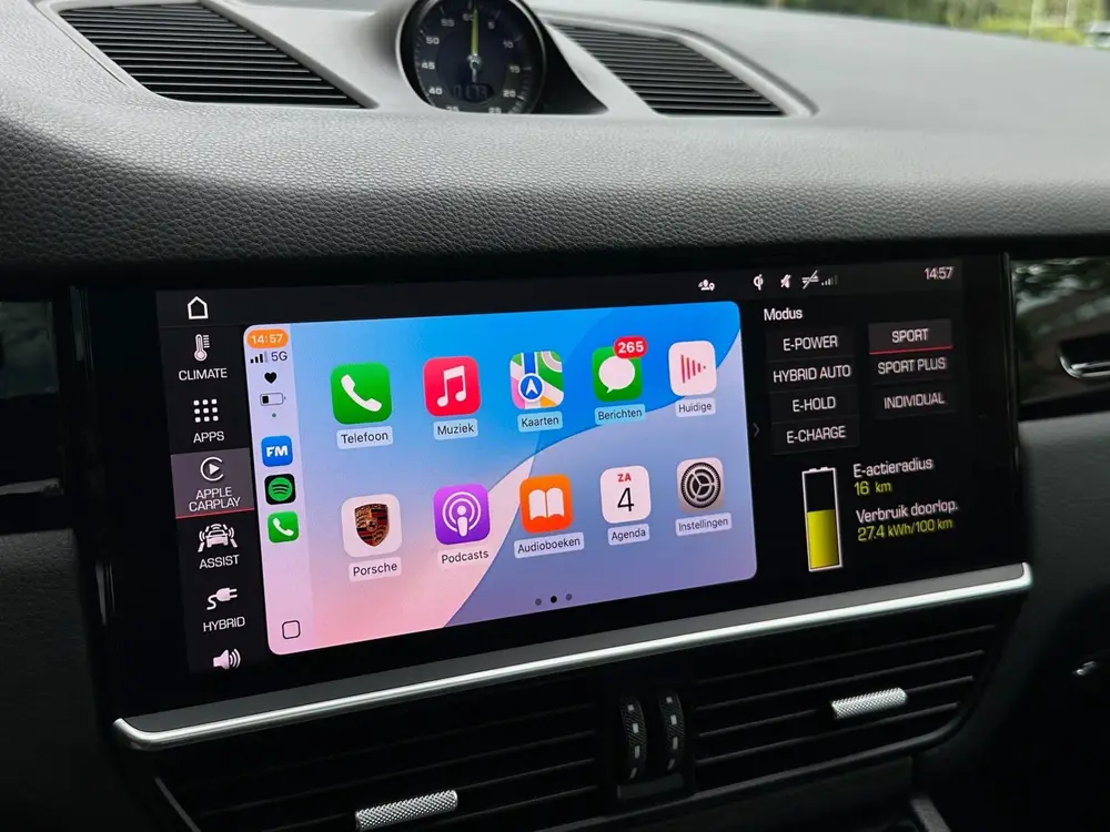 Porsche Cayenne Cayenne Coupé 3.0 E-Hybrid Pano uit 2020, foto 16