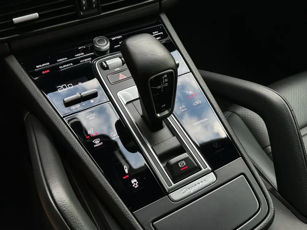 Porsche Cayenne Cayenne Coupé 3.0 E-Hybrid Pano uit 2020, foto 18