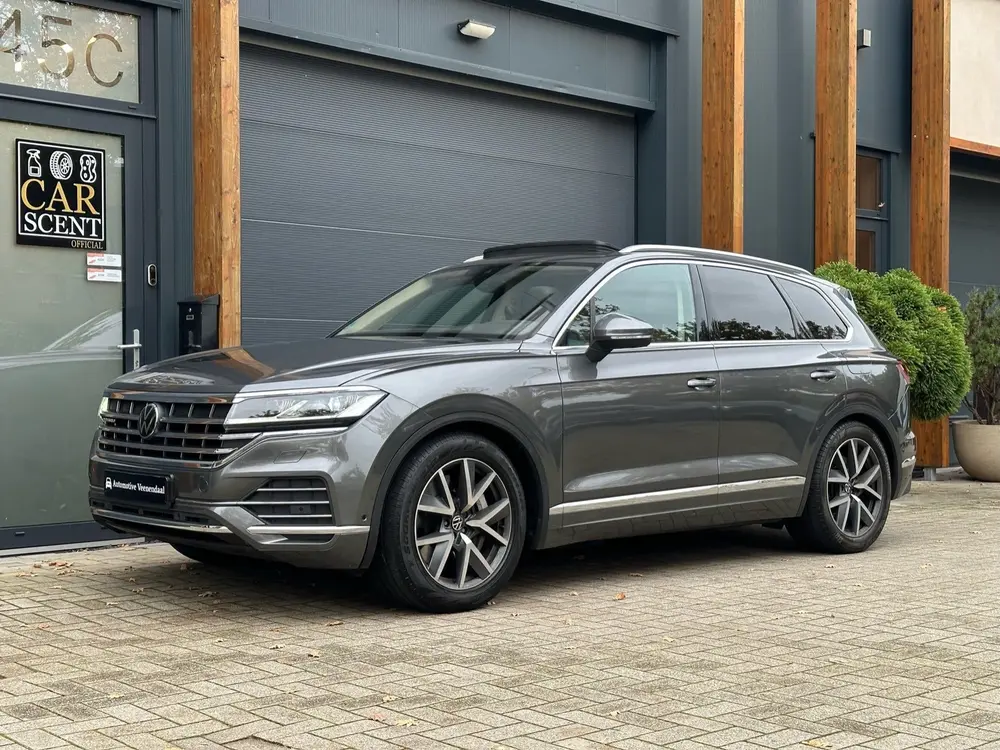 Volkswagen Touareg 3.0 TSi eHybrid 4MOTION Luchtvering uit 2021, foto 3