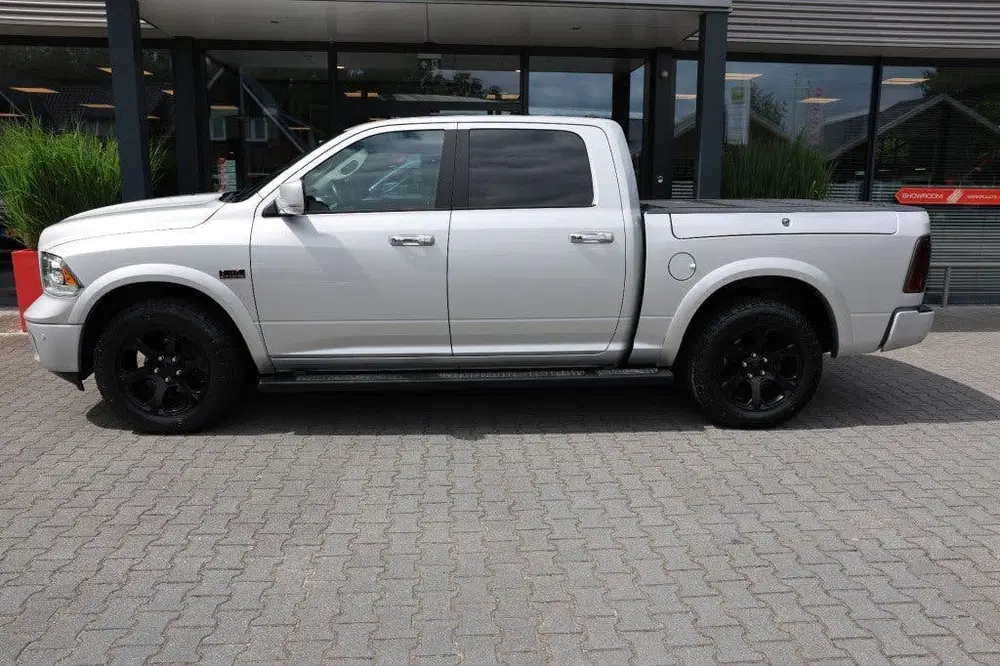 Dodge RAM 5.7 V8 4X4 CREW CAB LARAMIE A uit 2019, foto 2