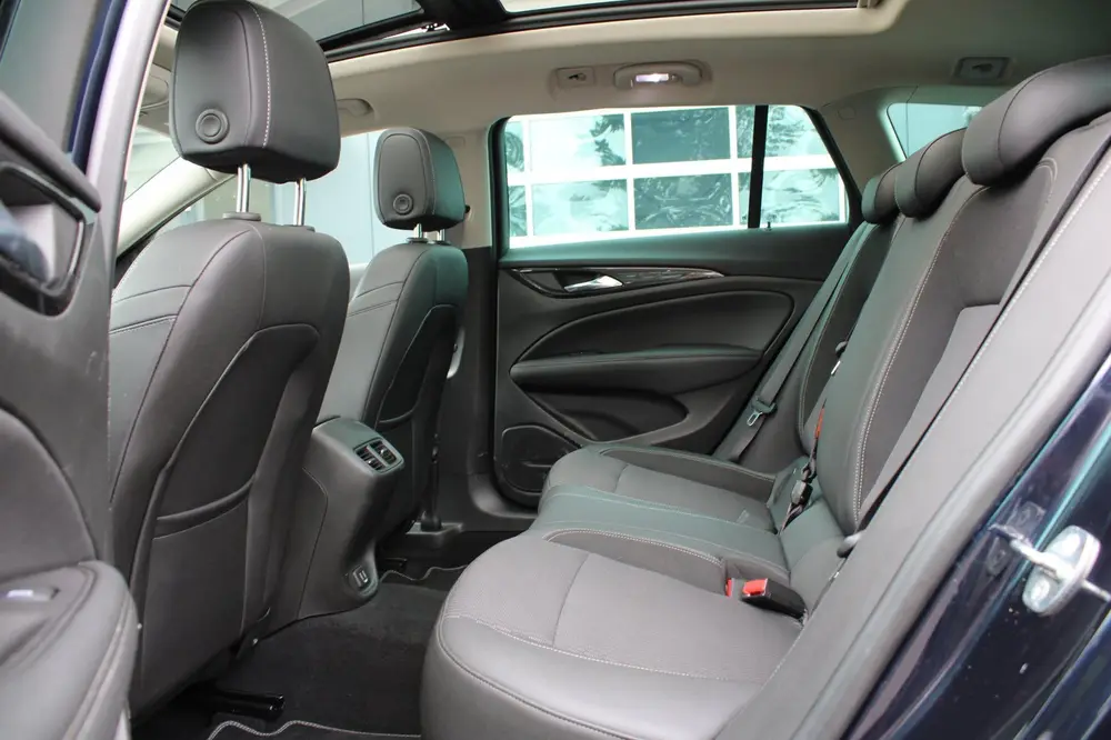 Opel Insignia 1.5 Turbo Business Executive Cru uit 2019, foto 7