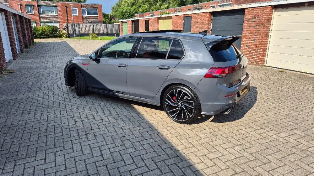 Volkswagen Golf 2.0 TSI OPF 221KW Dsg7 2021 Grijs uit 2021, foto 2