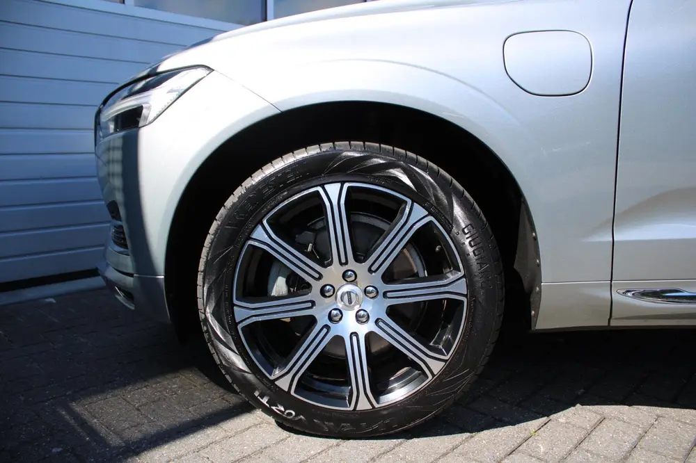 Volvo XC60 2.0 T8 Twin Engine AWD Inscription ACC/HarmanKard uit 2019, foto 9