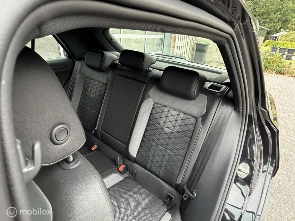 Volkswagen T-Roc 1.5 TSI R-Line Business|Nederlandse auto|1e uit 2023, foto 8