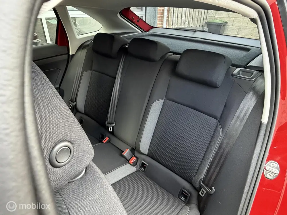 Volkswagen Taigo 1.0 TSI Life Business|18 inch|Parkeersensor uit 2022, foto 9