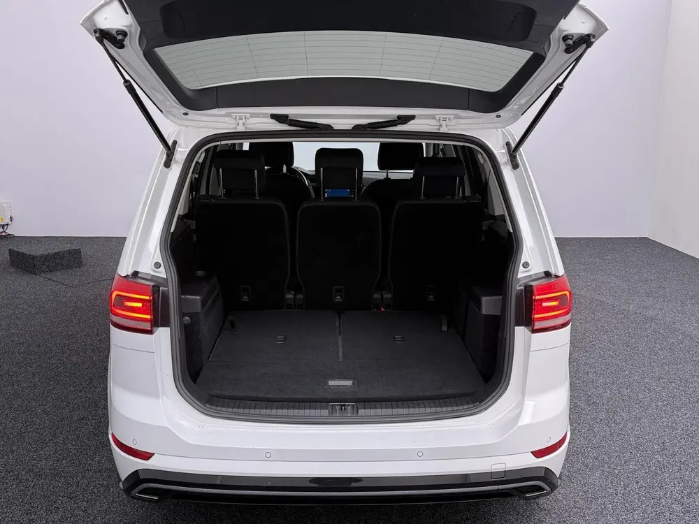 Volkswagen Touran 1.5 TSI Highline Business R 7p | Trekhaak uit 2019, foto 10