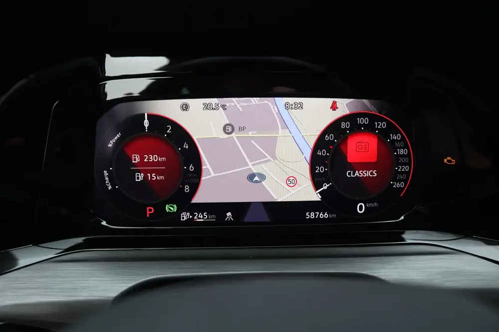 Volkswagen Golf uit 2022, foto 13