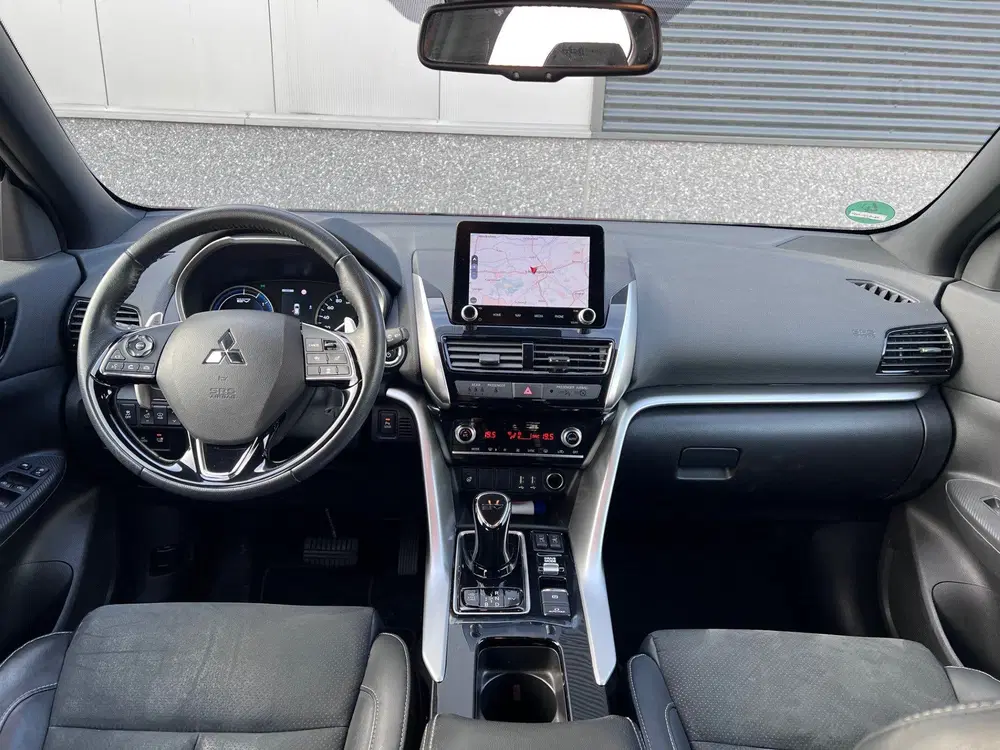 Mitsubishi Eclipse Cross 2.4 PHEV 4WD Instyle uit 2021, foto 2