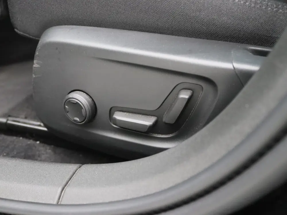 Polestar 2 Long Range Single Motor 231PK 90% SoH ( PANO+ACC+ uit 2022, foto 20