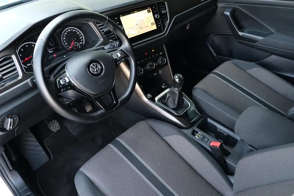 Volkswagen T-Roc 1.0 TSI R-line Navi Led Cruise Pdc Acc Clim uit 2019, foto 3