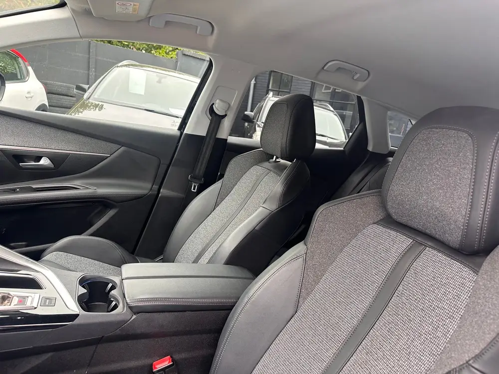 Peugeot 3008 1.6 PT Allure|Aut|181pk|Apple Android Carplay uit 2019, foto 16