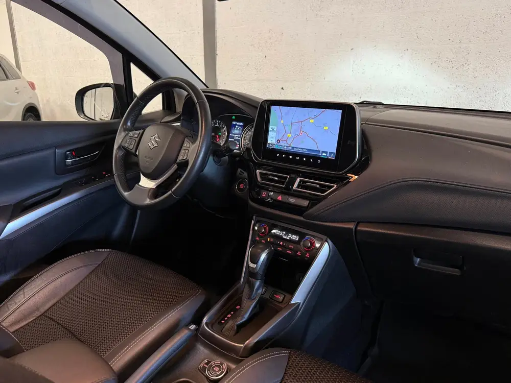 Suzuki S-Cross 1.5 Hybrid AllGrip Style Automaat uit 2023, foto 2