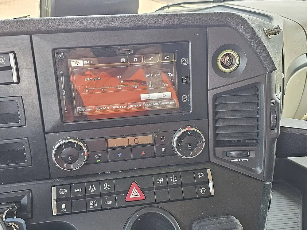 Mercedes-Benz Actros 1843 uit 2019, foto 10