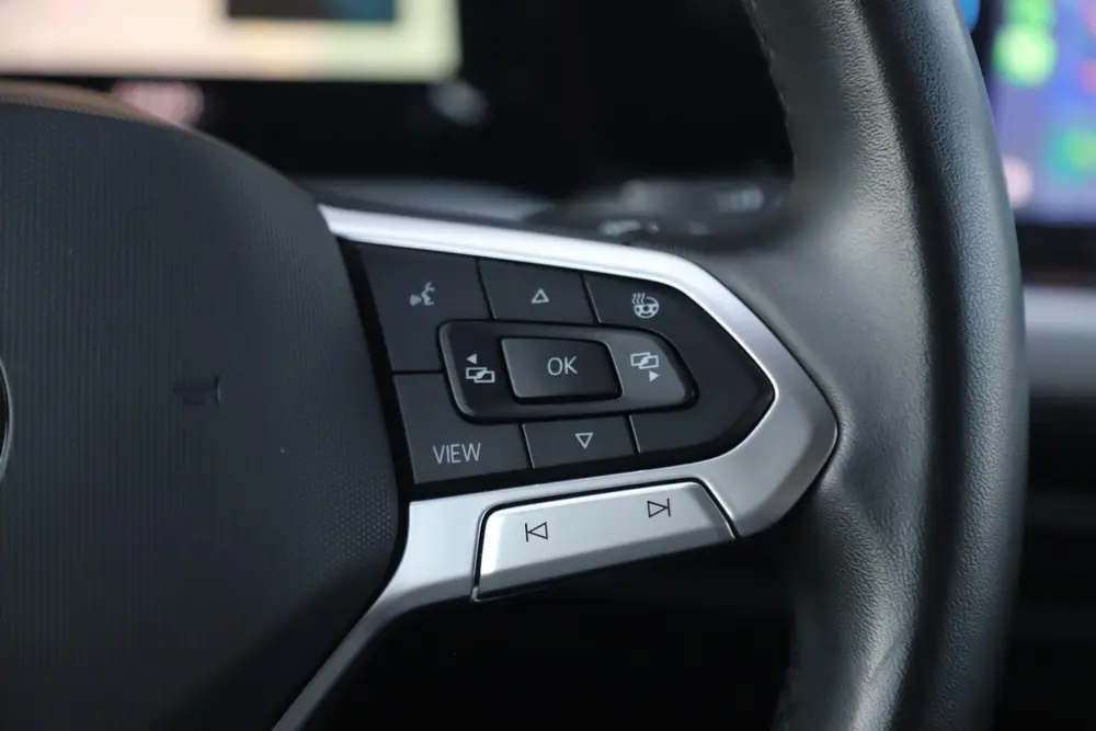 Volkswagen Golf Variant 1.0 eTSI Life Automaat Virtual Cockp uit 2023, foto 13