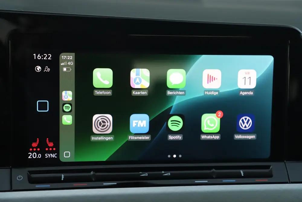 Volkswagen Golf Variant 1.0 eTSI Life Automaat Virtual Cockp uit 2023, foto 17