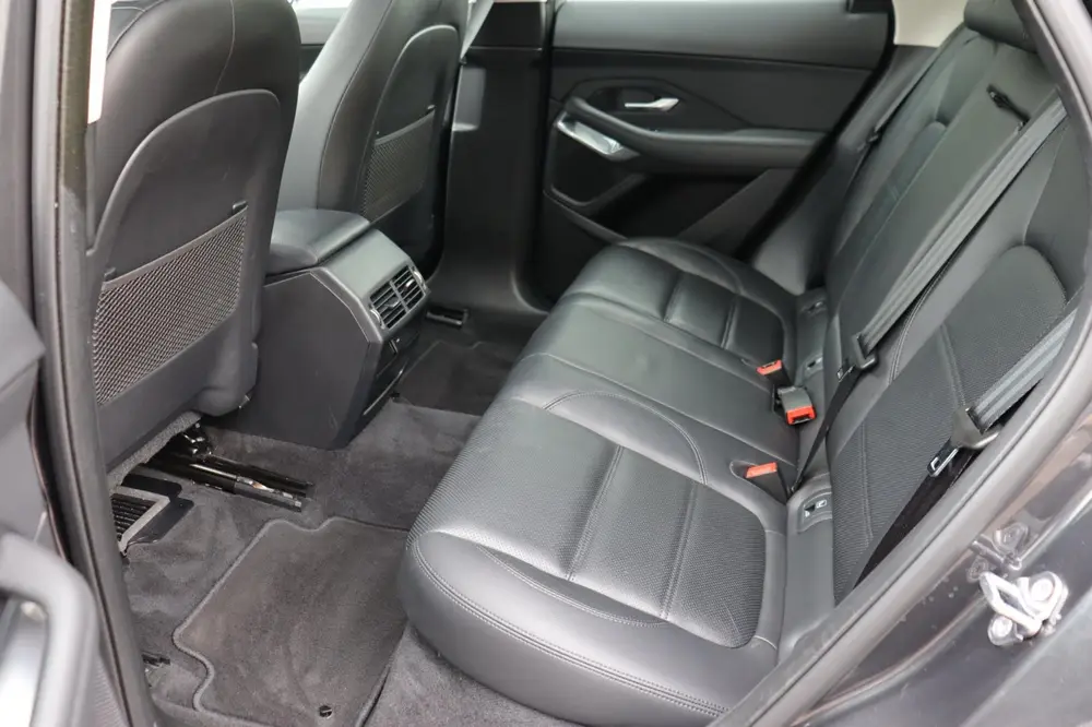 Jaguar E-Pace 1.5 P160 S orgNL leer+el camera's trekhaak pan uit 2021, foto 11