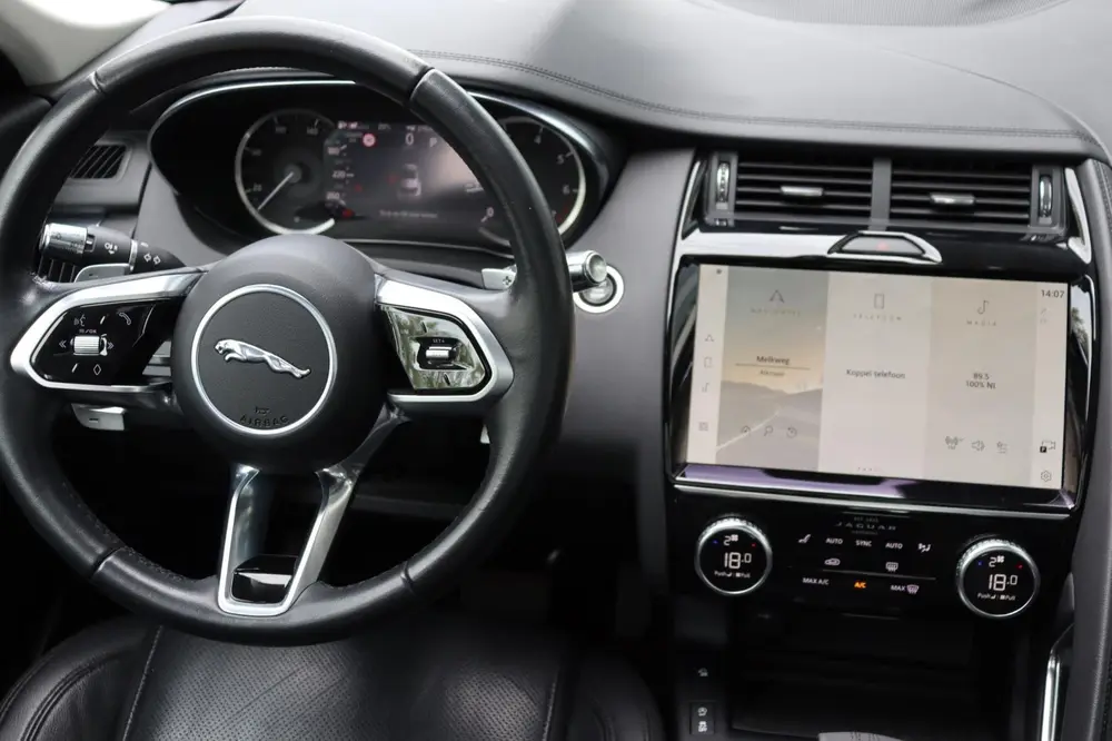 Jaguar E-Pace 1.5 P160 S orgNL leer+el camera's trekhaak pan uit 2021, foto 15